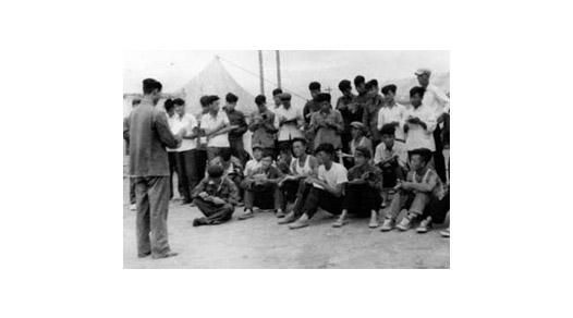 59年路橋?qū)I(yè)學(xué)生在包白線實習(xí)